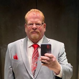 Meet your Posher, Steve